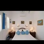 Appartement Lovely House Infront Of The In Molos *